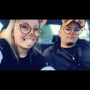 Meet your Posher, Chelsie